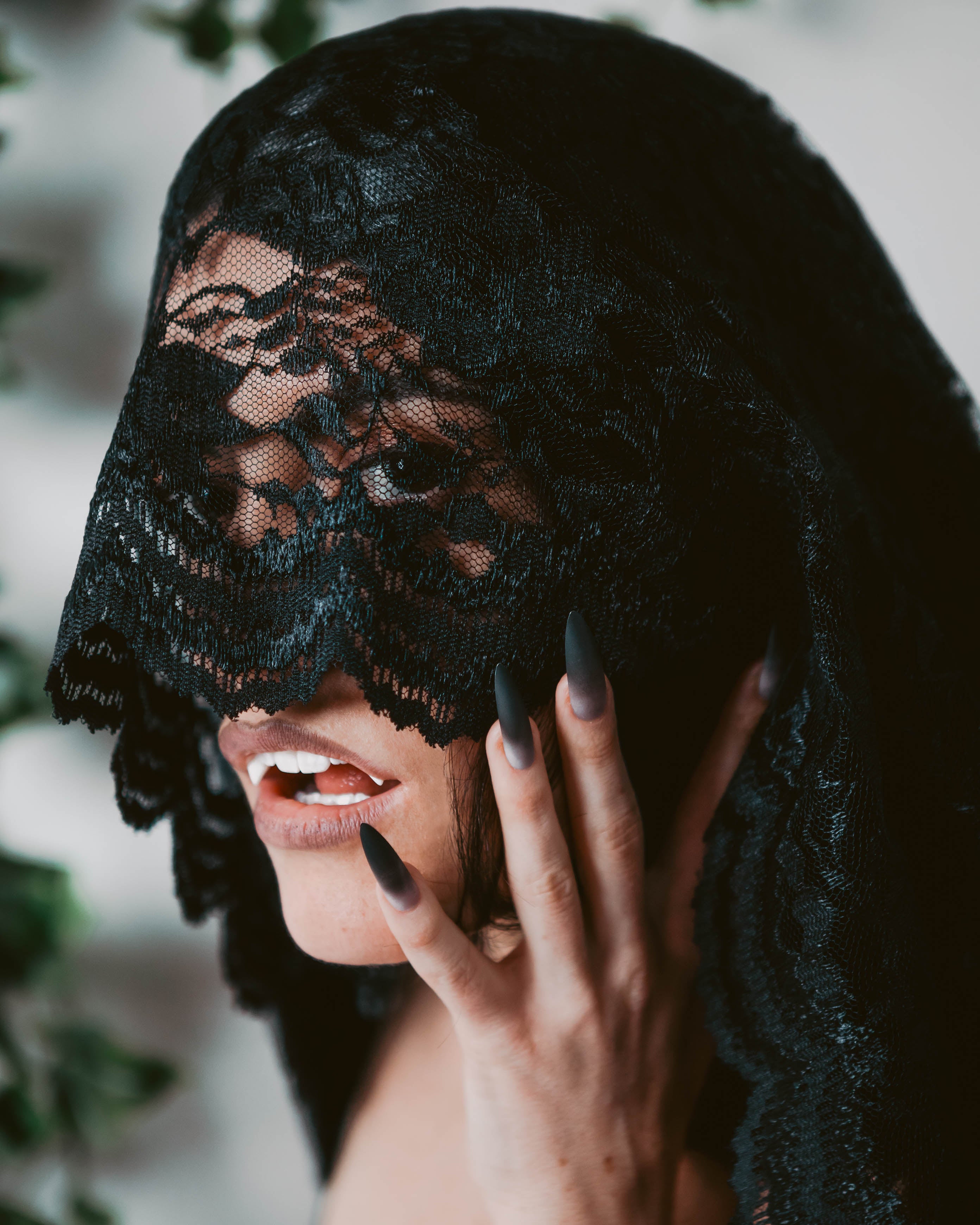 The Vamp Nailz vampire inspired press on nails