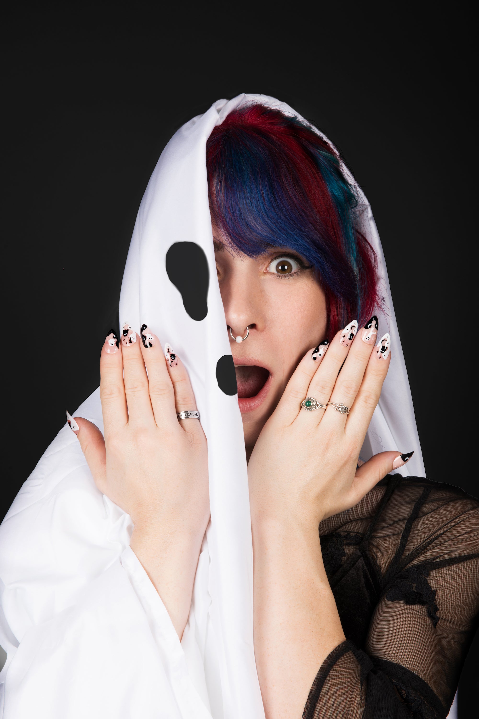 Ghosted Nailz