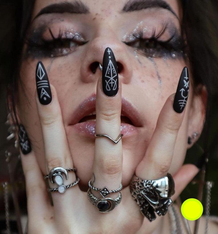 Cast A Spell Nailz