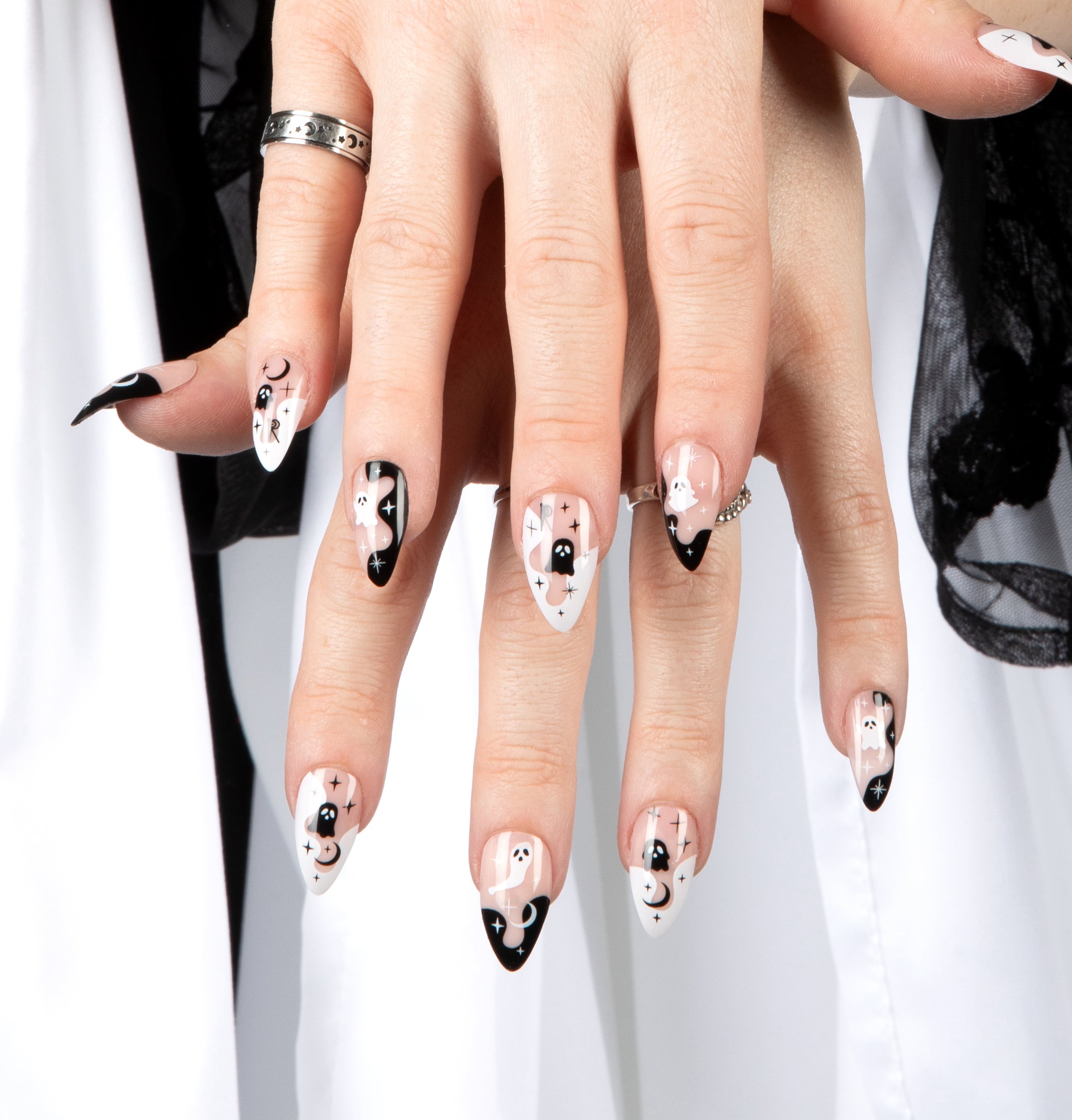 Ghosted Nailz